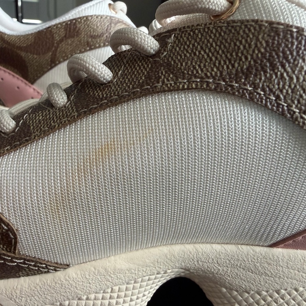Coach C275 SIG TECH Runner Pink and Khaki Athletic Shoes - Picture 12 of 12
